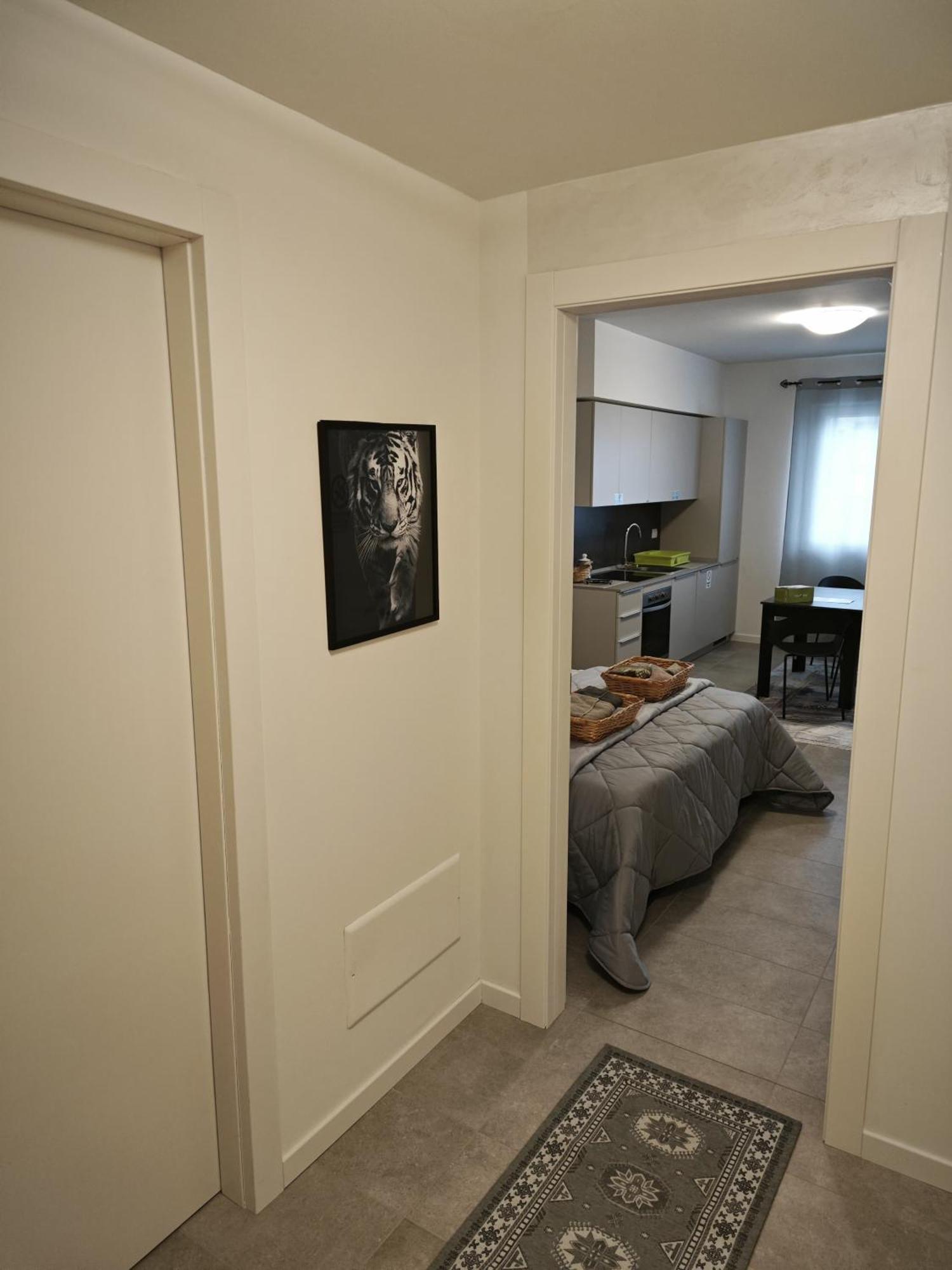 Miriam Apartment Bergamo Bagian luar foto