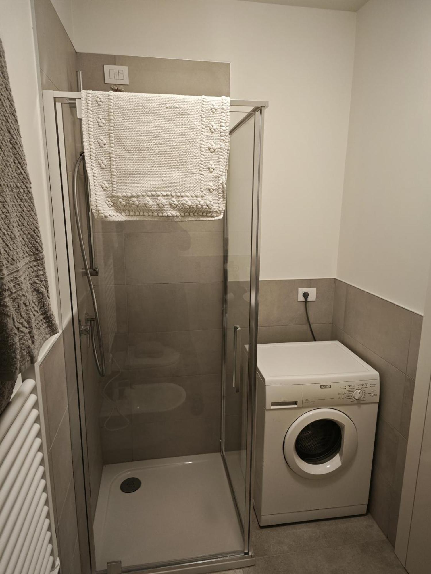 Miriam Apartment Bergamo Bagian luar foto