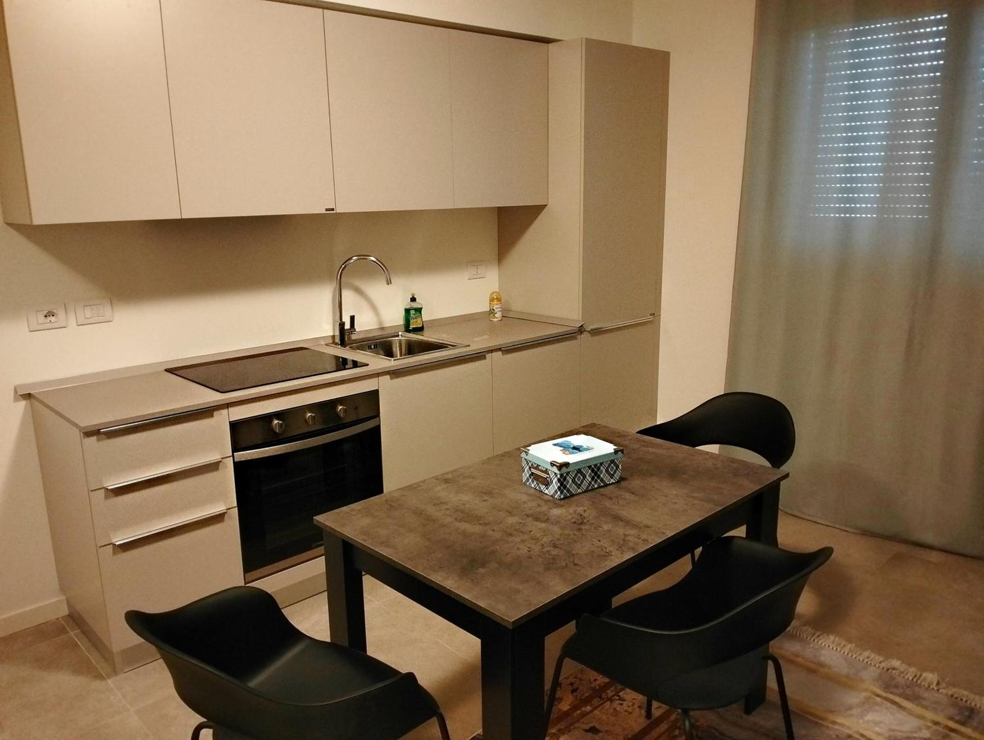Miriam Apartment Bergamo Bagian luar foto