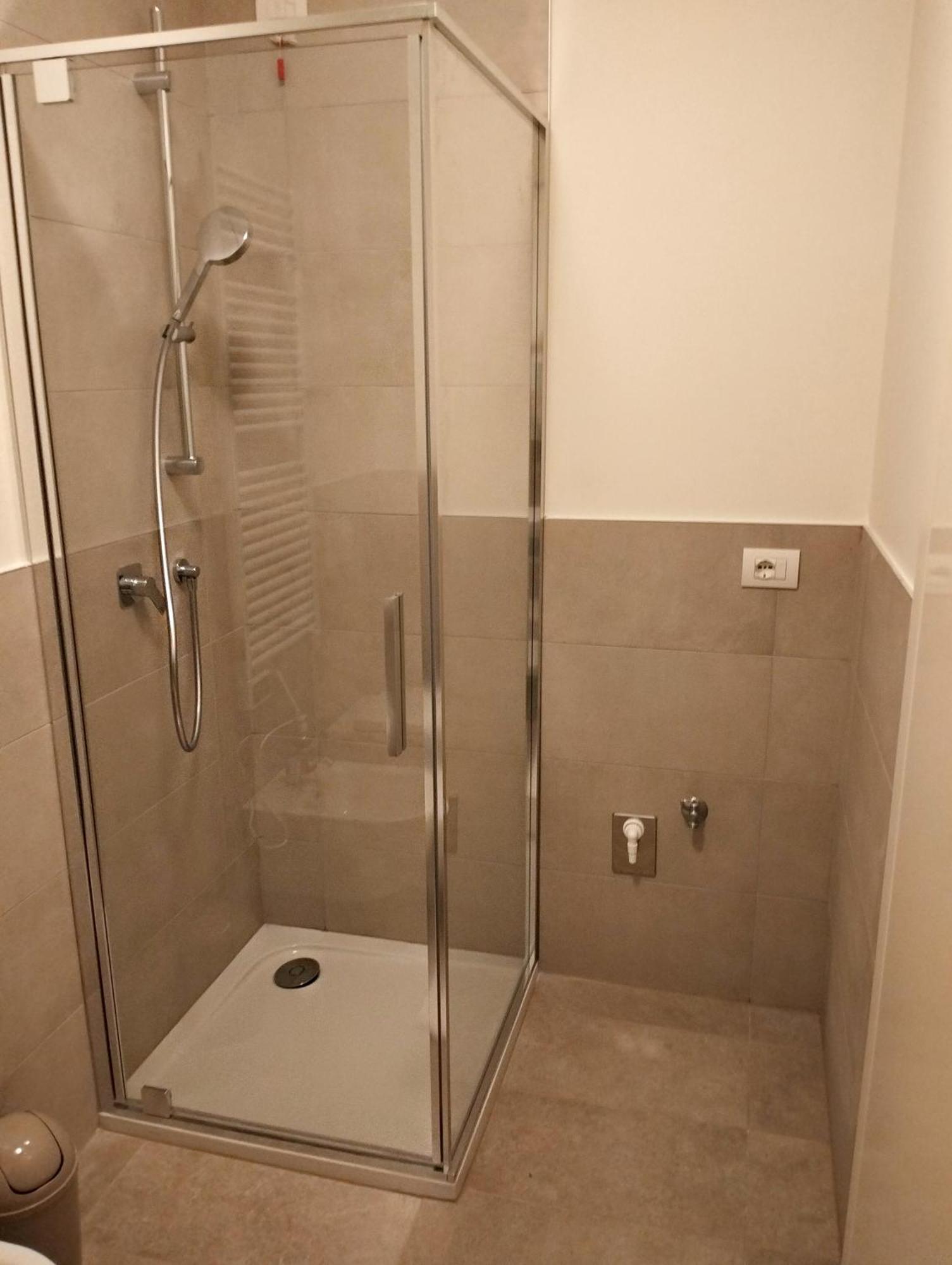 Miriam Apartment Bergamo Bagian luar foto